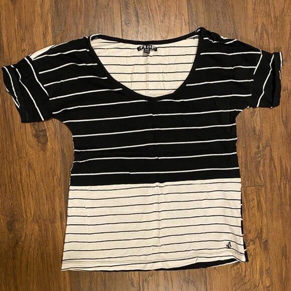 Volcom loOne Size e fit XS Tshirt - Picture 1 of 3